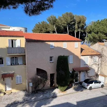 Duplex Port De ,3 Terrasses, Plage, Clim Апартаменты Йер